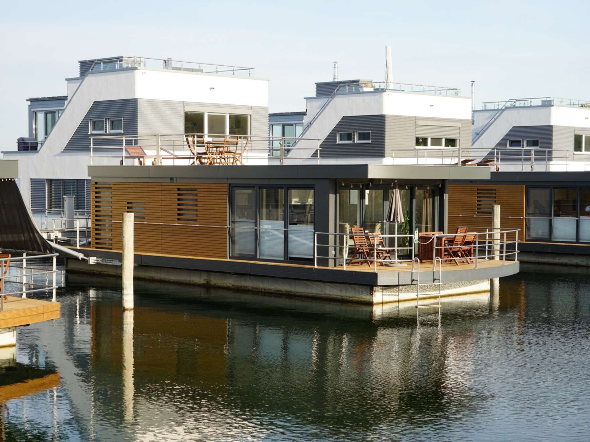 Ausansicht kleines Hausboot