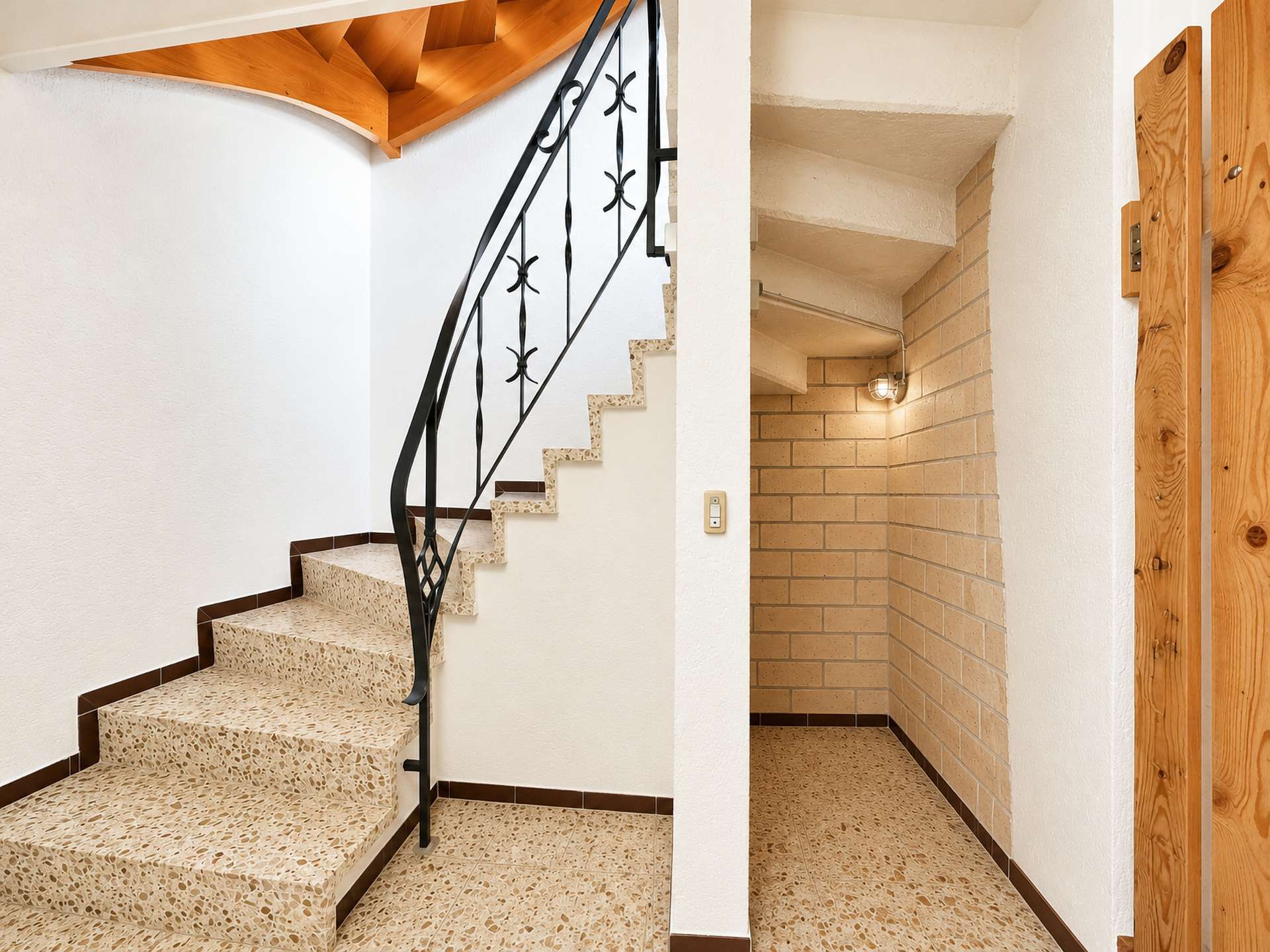Keller-Treppe zum EG
